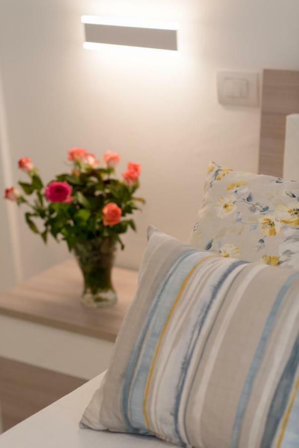 Ferienwohnung Dulce Mare Salerno Exterior foto