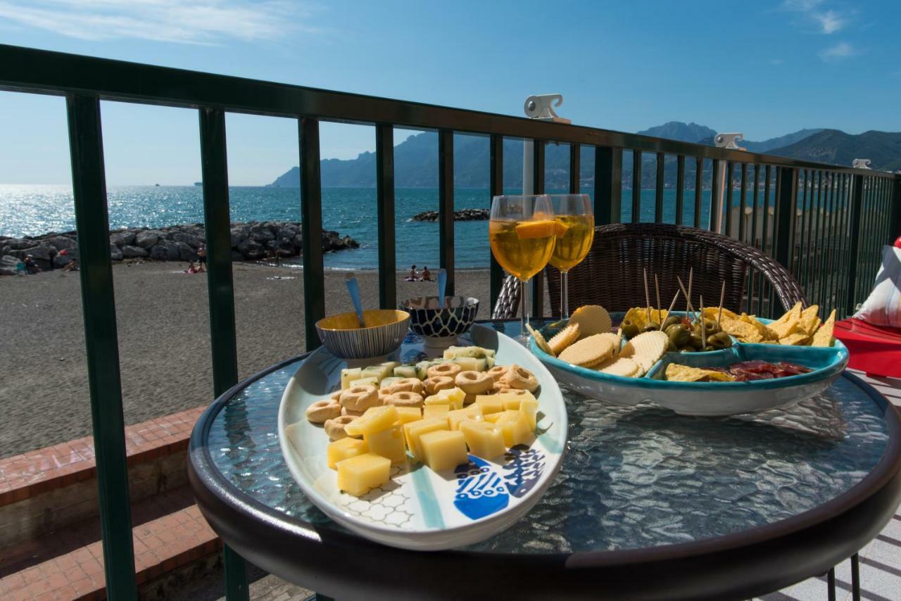 Ferienwohnung Dulce Mare Salerno Exterior foto